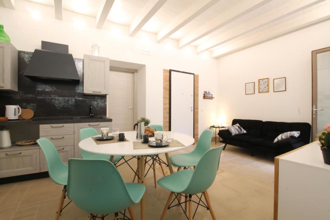 Casa Diletta - Trapani Centro Storicoアパートメント エクステリア 写真